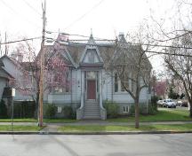 Exterior view of 1261 Richardson Street; City of Victoria, 2007