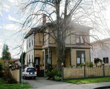 Exterior view of 1029 Pakington Street; City of Victoria, 2007