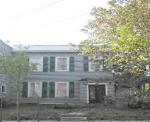 Cette photographie montre une vue globale de l'édifice sur la rue Duke, 2005.; City of Saint John