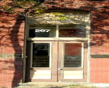 This image provides a view of the main entrance, 2005.; City of Saint John