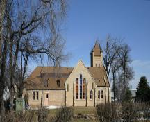 Vue de la façade sud de l'église presbytérienne Knox, Neepawa, 2005; Historic Resources Branch, Manitoba Culture, Heritage & Tourism 2005