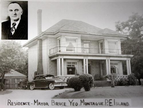 Showing house when owned by Bruce Yeo