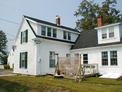 Hansen House - Rear view