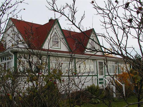 Harris House