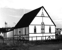Exterior view of front and side facade, Society of United Fishermen Hall #9 (Bonavista, NL); 1998 Heritage Foundation of Newfoundland and Labrador