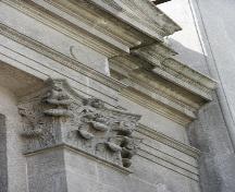 Detail of the primary elevation of the Bank of Montreal, Winnipeg, 2005; Historic Resources Branch, Manitoba Culture, Heritage, Tourism, and Sport, 2005