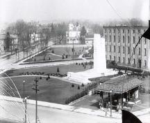 Historic Photograph featuring the park and War Memorial, date unknown.; Walker Collection, City of Brantford.