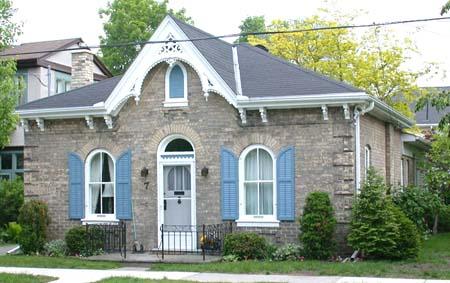 Façade and North Elevation of the Scott House