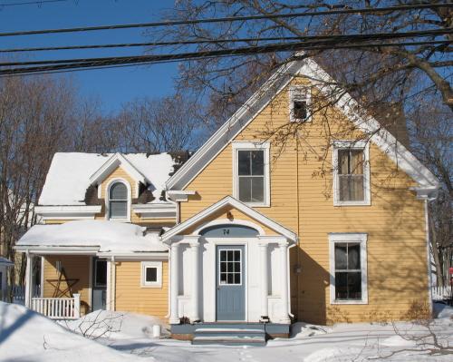 Showing east elevation