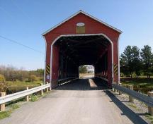 Pont Champagne; Ministère de la Culture, des Communications et de la Condition féminine, Jean-François Rodrigue, 2004