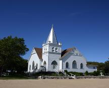 Primary Elevations, from the southeast, of Frikirkju (Bru) Lutheran Church, Cypress River area, 2005; Historic Resources Branch, Manitoba Culture, Heritage, Tourism and Sport, 2005
