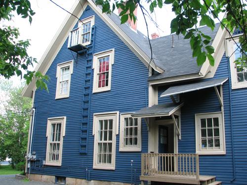 Arnold House