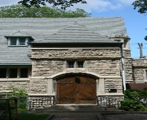Detail view, from the south, of the entrance to the parish hall of St. Luke's Anglican Church, Winnipeg, 2007; Historic Resources Branch, Manitoba Culture, Heritage, Tourism and Sport, 2007