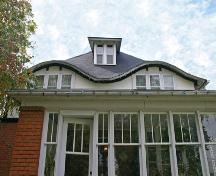 Wall, window and roof details of the B.J. Hales House, Brandon, 2007; Historic Resources Branch, Manitoba Culture, Heritage, Tourism and Sport, 2007