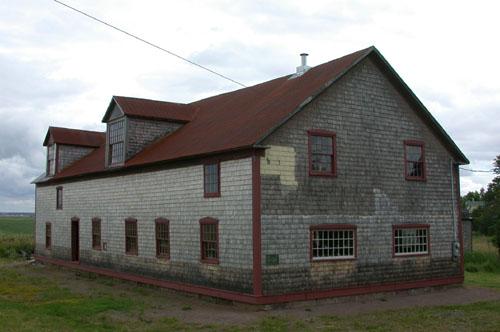Vue en angle de l'édifice