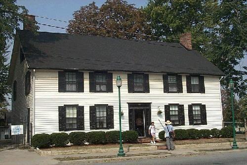 McGregor-Cowan House, Front Facade, 2002