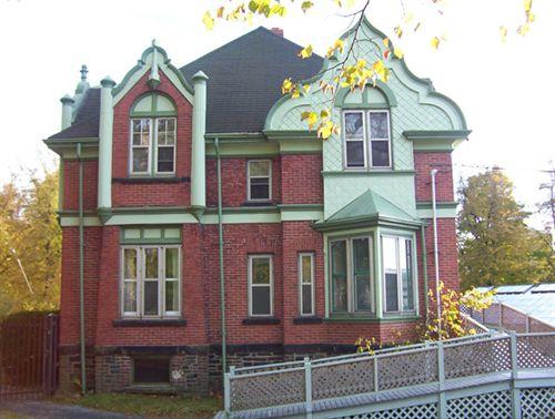 Side Elevation