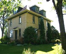 Façade de la maison Rodmond Roblin, région de Carman, 2004; Historic Resources Branch, Manitoba Culture, Heritage, Tourism and Sport, 2004