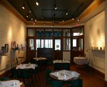 View of the main floor looking to the front vestibule of the Union Bank Building, Hamiota, 2005; Historic Resources Branch, Manitoba Culture, Heritage, Tourism and Sport, 2005
