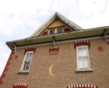 Detail view of the date on the west side of Shaver House, Killarney area, 2005; Historic Resources Branch, Manitoba Culture, Heritage, Tourism and Sport, 2005