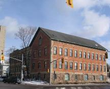 View of the original 1879 four-storey building, 2007.; Lindsay Benjamin, 2007.
