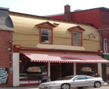 View of front facade of 377 Duckworth Street, St. John's, NL.; Heritage Foundation of Newfoundland and Labrador, 2005