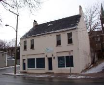 View of front facade and right side of building, 562 - 564 Water Street, St. John's, NL.; Heritage Foundation of Newfoundland and Labrador, 2005