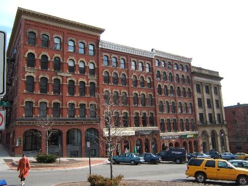Bardsley Building - Contextual view