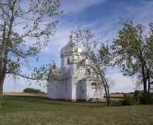 View of front of Holy Trinity Ukrainian Greek Orthdox Church, 2003.; Government of Saskatchewan, J. Bisson, 2003