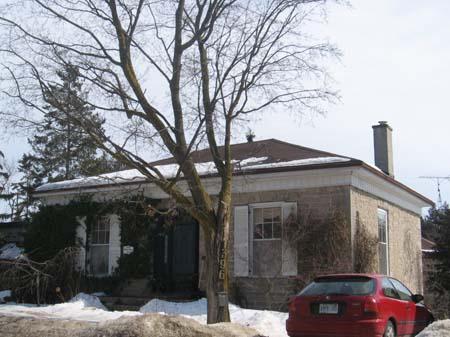 Northwest view of 396 St. Andrew Street East