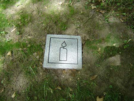 Grave marker, 2007