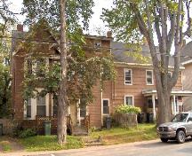 Context of conjoined 286-288 Grafton Street; City of Charlottetown, Natalie Munn, 2008