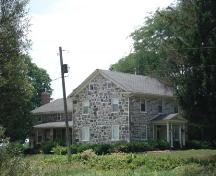 Of note is the two-bay west elevation and rear addition.; Martina Braunstein, 2007.
