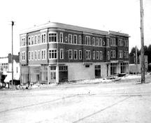 Keith Block under construction, circa 1908; North Vancouver Museum and Archives, #9248