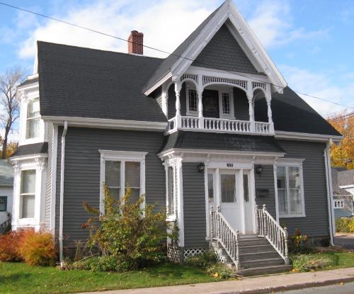 Showing east elevation