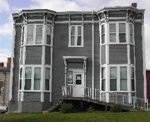 This photograph shows the contextual view of the building, 2005; City of Saint John