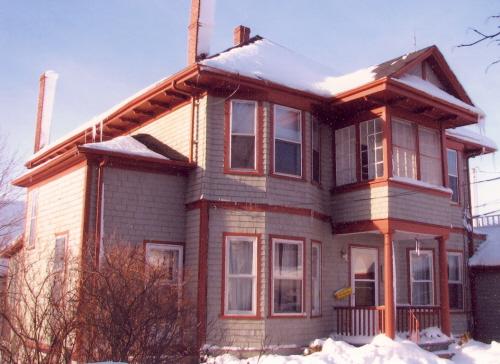Southeast elevation with modillion brackets