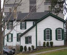 Evidence of the numerous additions made by various owners over the past two centuries, 2007.; Lindsay Benjamin, 2007.