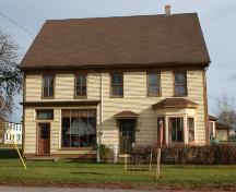 Showing front elevation; Province of PEI, Donna Collings, 2007