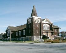 Exterior view of St. Andrew's United Church, 2004; City of North Vancouver, 2004