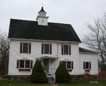 Showing front elevation; Donna Collings, 2007