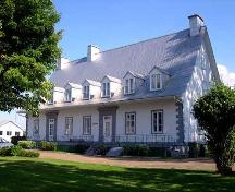 Presbytère de Saint-Joachim; Ministère de la Culture, des Communications et de la Condition féminine, Marie-Claude Côté, 2003