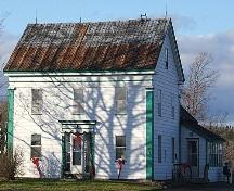 Front and side elevations, Lorne Smith House, Southampton, NS, 2009.; Heritage Division, NS Dept of Tourism, Culture and Heritage, 2009