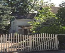 Exterior view of the Buck House, 2004; City of Kelowna, 2004