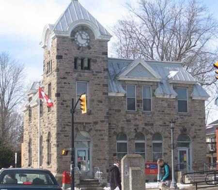 Façade of 128 Geddes Street.