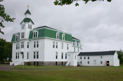 Angle view of the building's front facade 