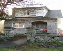 Hall Residence, exterior view, 2004; City of North Vancouver, 2004