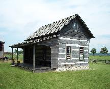 Front and side of the Hoover Log House; Haldimand County 2007