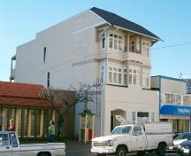 Law Block, exterior view, 2004; City of North Vancouver, 2004