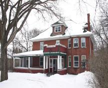 Primary elevation, from the east, of the Dow House, Boissevain, 2005; Historic Resources Branch, Manitoba Culture, Heritage, Tourism and Sport, 2005